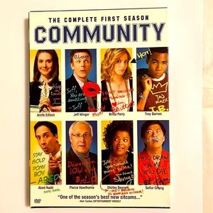 Community series, The Complete First Season TV Show DVD ( 4 Disks)